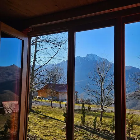 A-frame Tjentiste